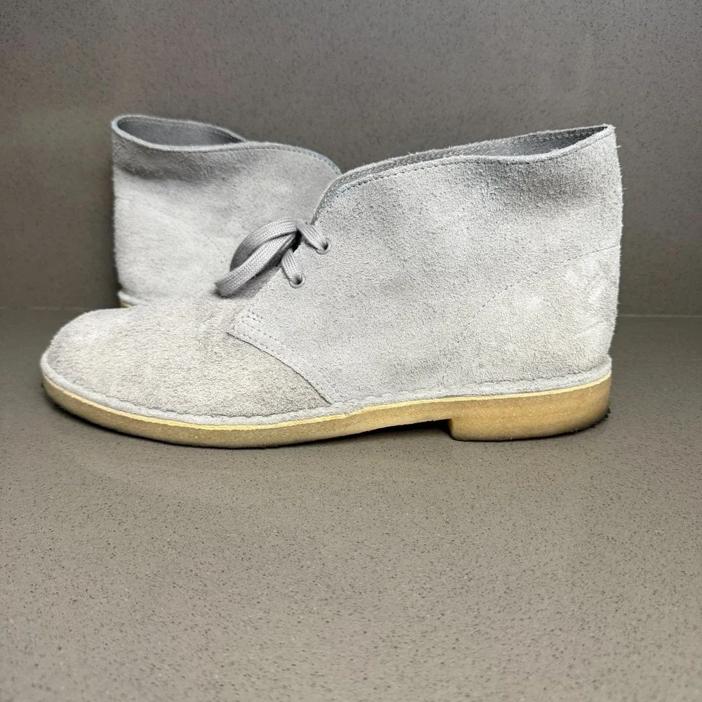 Clarks Originals Desert Boots Mens 11 Gray Suede Crepe Sole Chukka UK 10